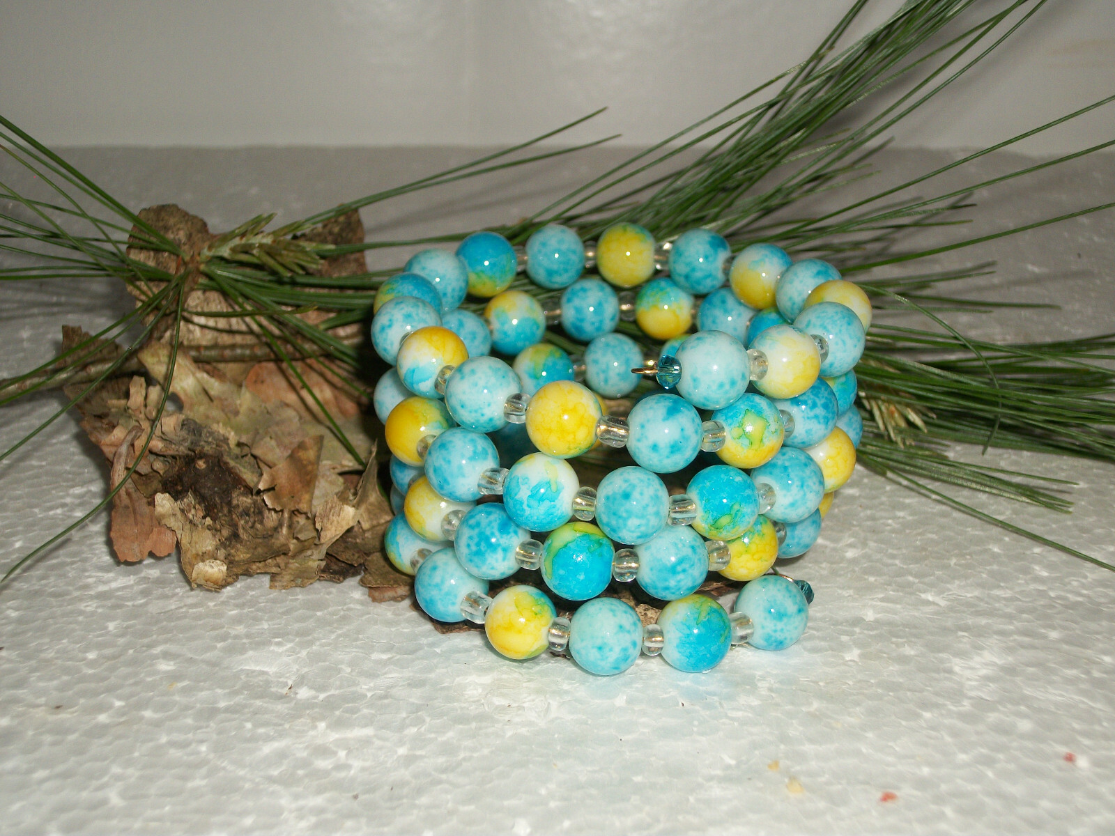 Memory Wire Bracelet Blue & Yellow Glass Beads Clear Bead Spacers NWOT