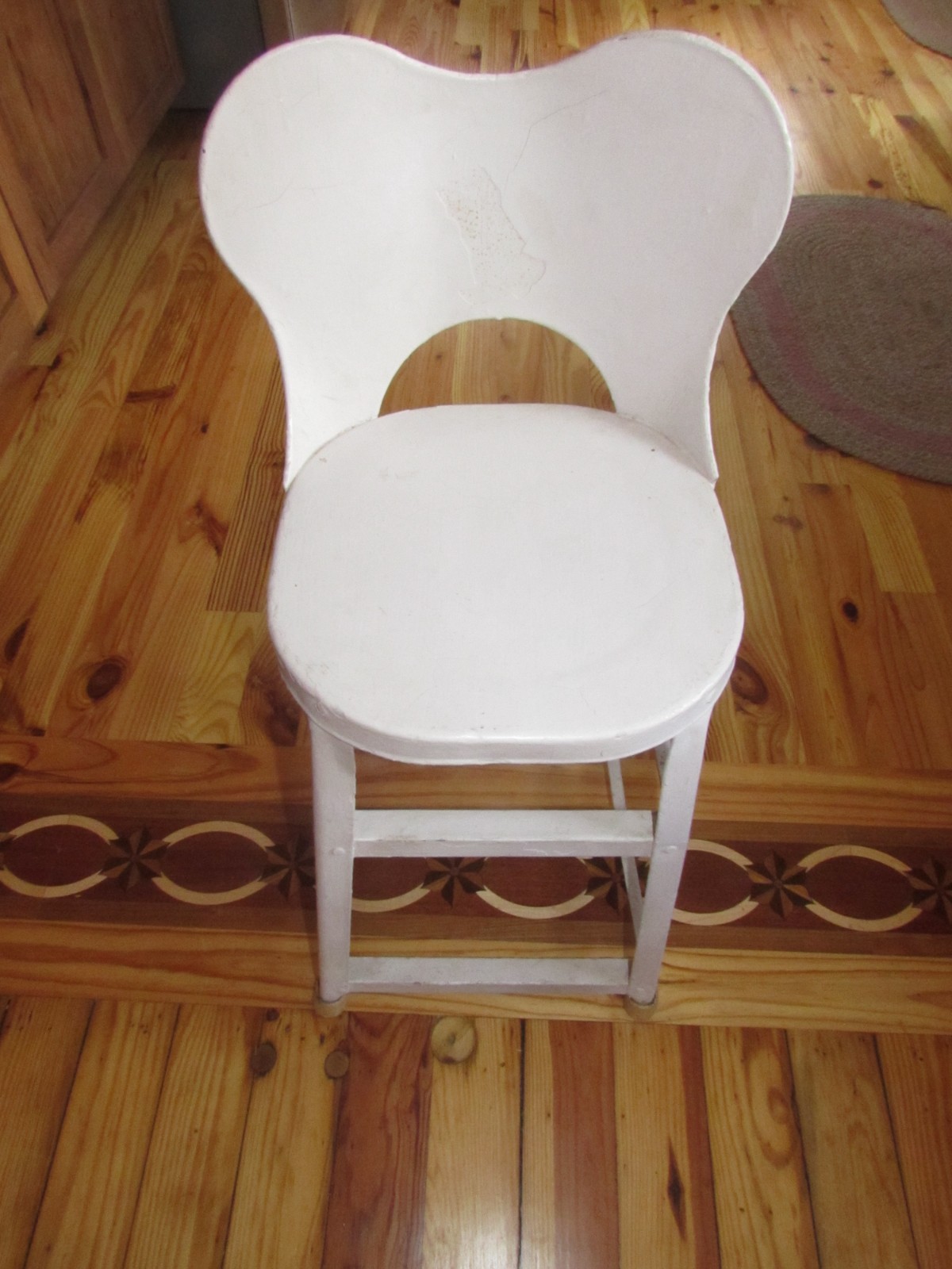ANTIQUE ALL METAL CHILDS FARMHOUSE TALL STOOL CHAIR 31" TALL 1930s EXCEPTIONAL
