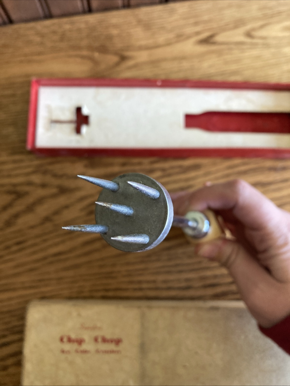 ICE CHIPPER-(Vintage) Chip Chop Ice Cube Crusher W/box