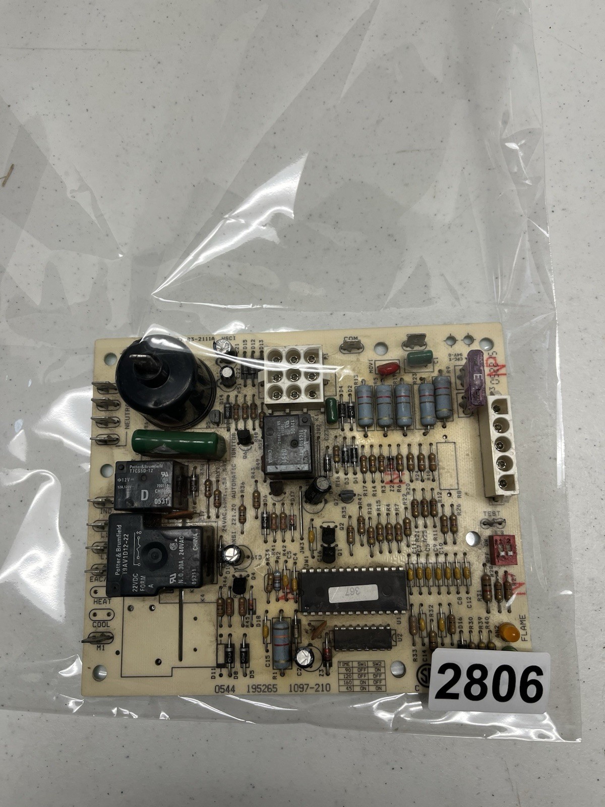 Reznor Honeywell Furnace Ignition Control Board 1097-83-2111A / 1097-210 HVAC
