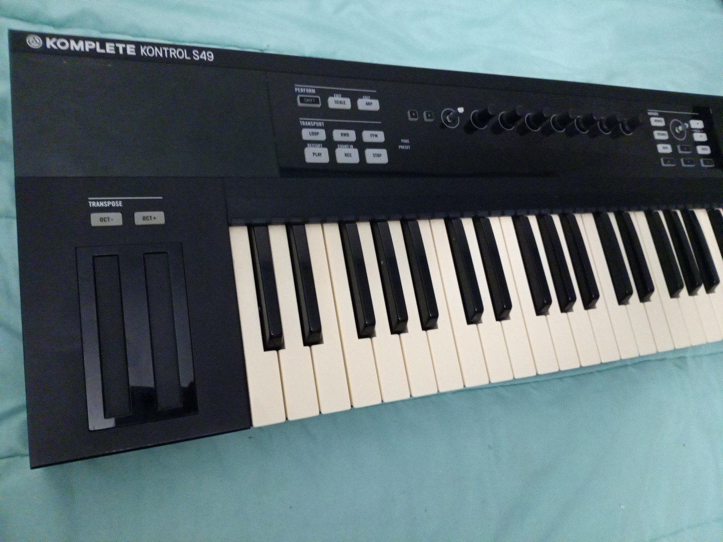 Native Instruments Komplete Kontrol S49 Keyboard For Parts