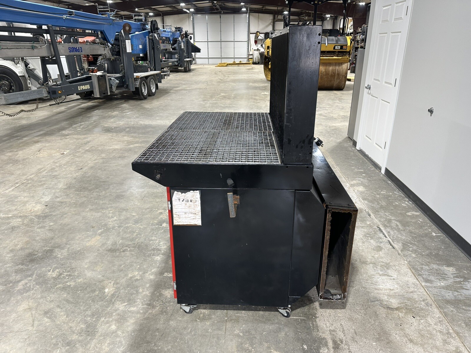 LINCOLN ELECTRIC 400-MS/A DOWNFLEX K2751-11 DOWNDRAFT WELDING TABLE