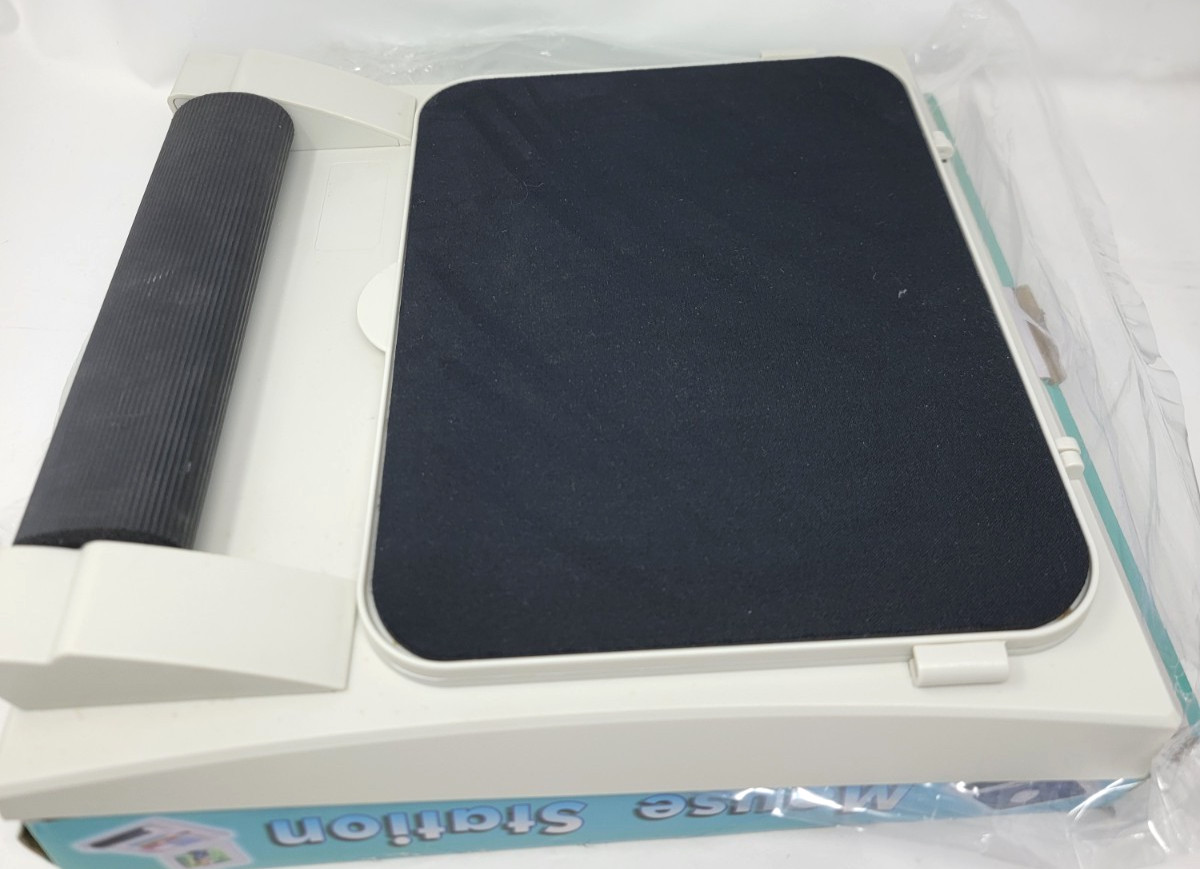 Vintage Computer Mouse Station Built-in Accessory Tray Padded Wrist Roller