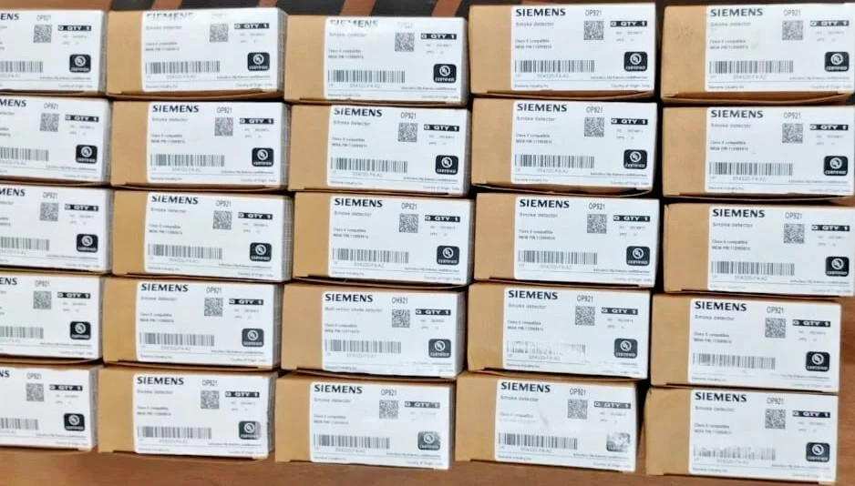 Siemens OP921 Photoelectric Smoke Detector - NEW - FREE EXPRESS SHIPPING