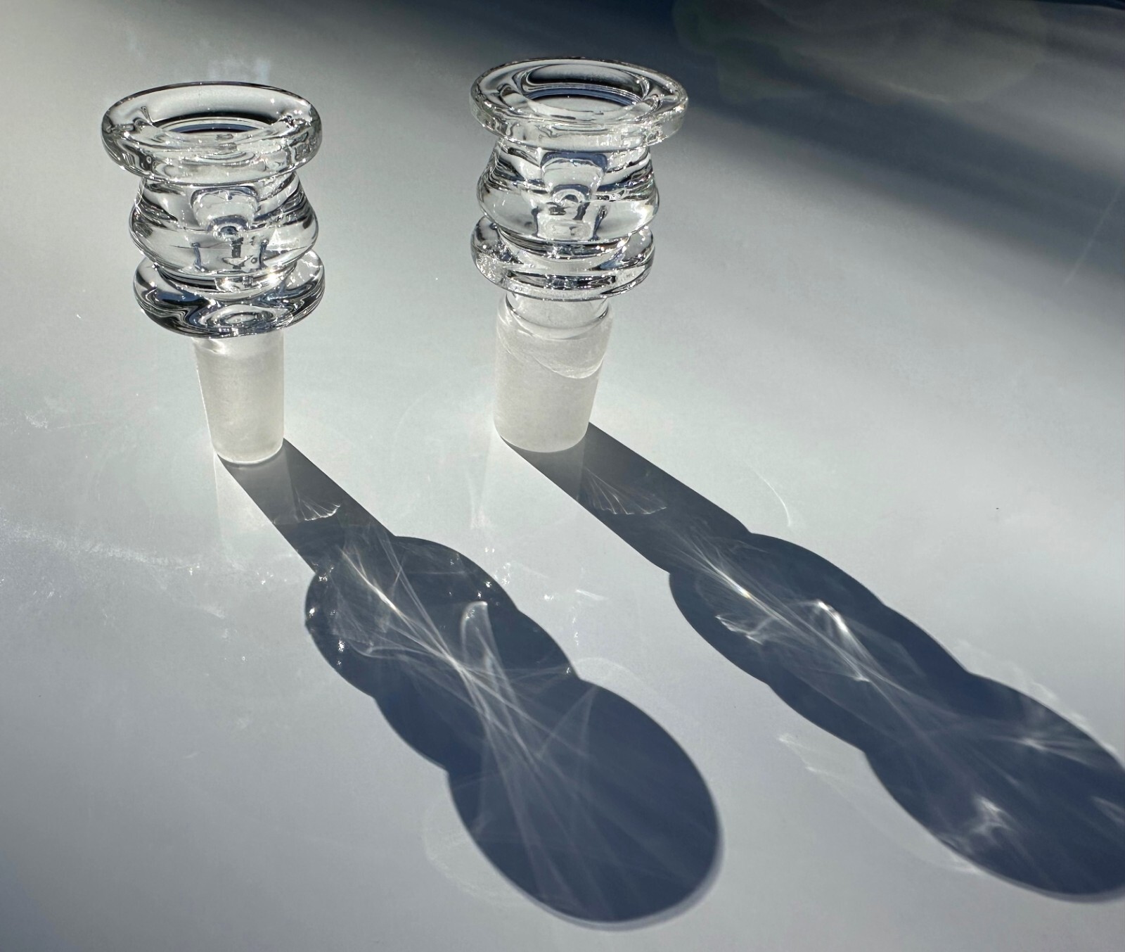 14mm 18mm Bowl Thick  borosilicate Glass  Male slide One Hole Push Bowl insert
