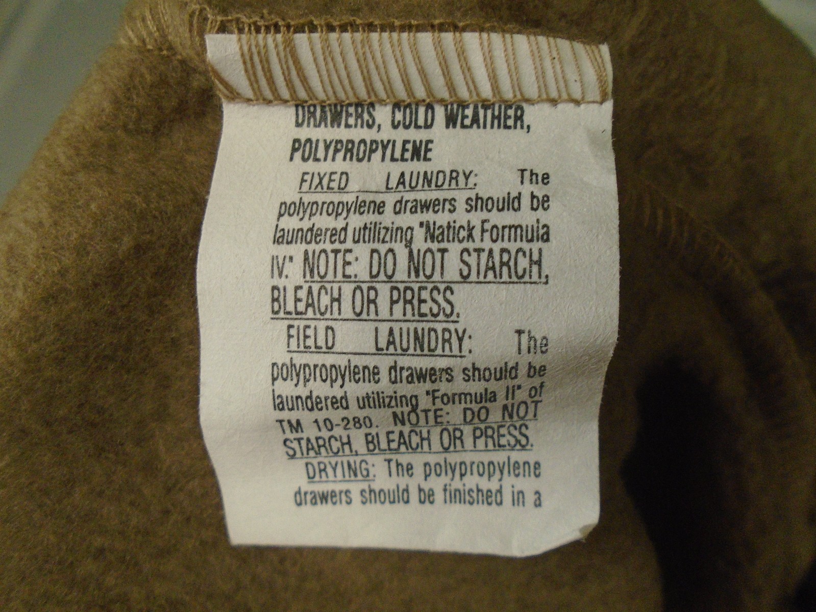 US Military Army Polypropylene Long Underwear Drawers Medium Polypro 2003 295-P