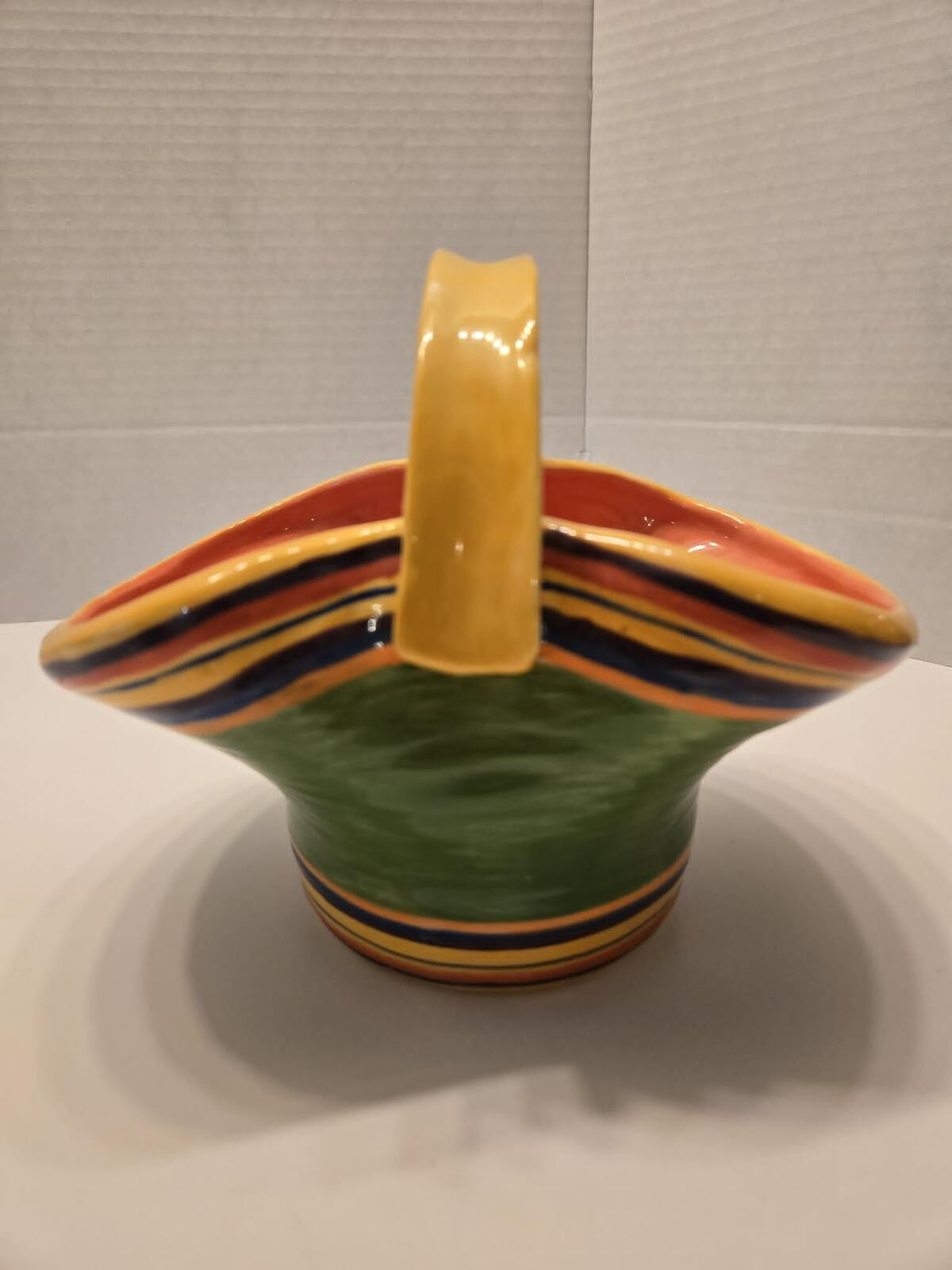 Pacific Rim Santa Fe Handled Basket