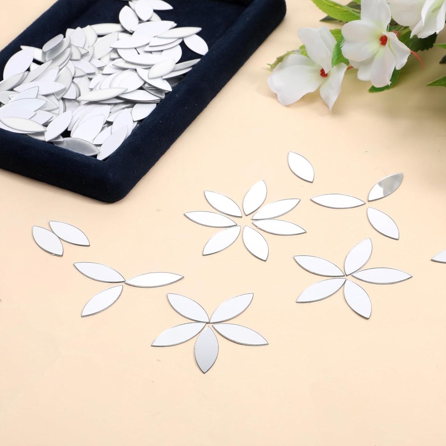 Leaf Shape Small Mirrors for Crafts, 200pcs 0.5x1 Inch Craft Transparent