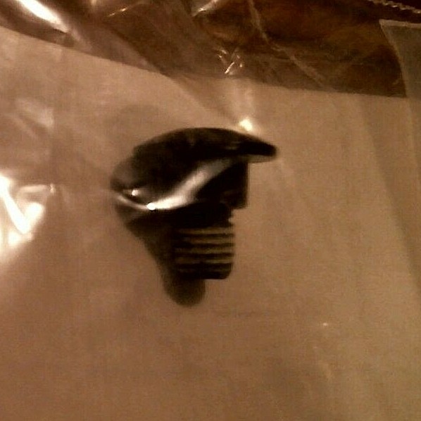 Craftsman Bostitch Nailer Shoulder Screw P1375200762, NEW