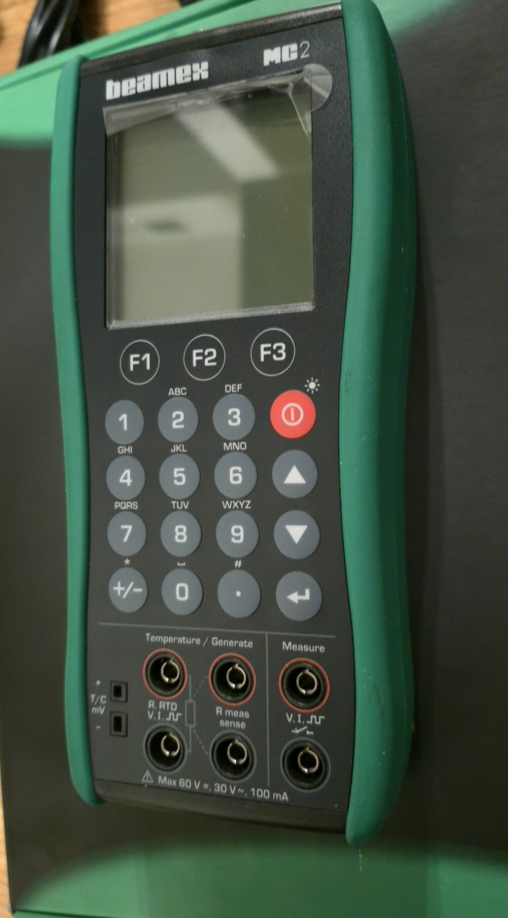 Beamex MC2-MF Pressure / Electrical / Temperature Calibrator + Xtras.