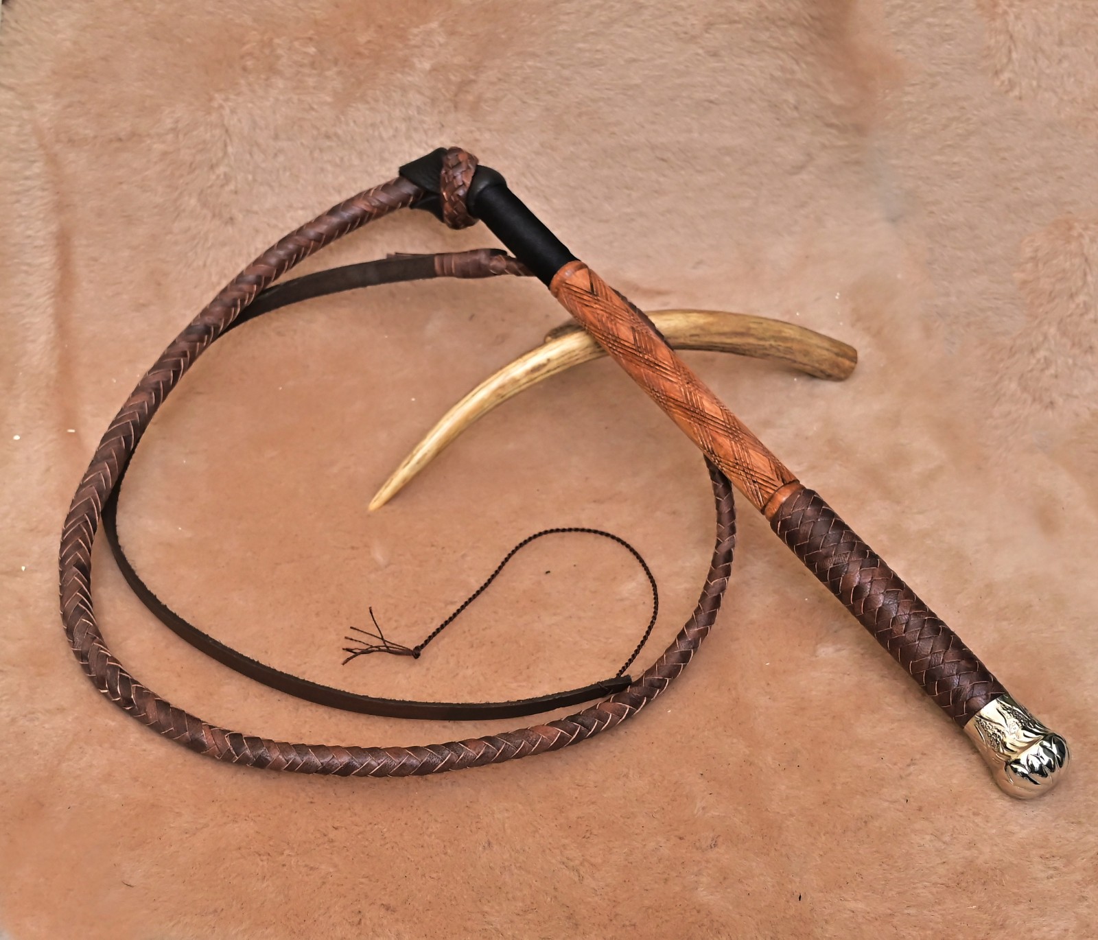 Stock Whip 05 feet long Bull whip Bamboo Wood Handle Stockwhip Bullwhip Whips