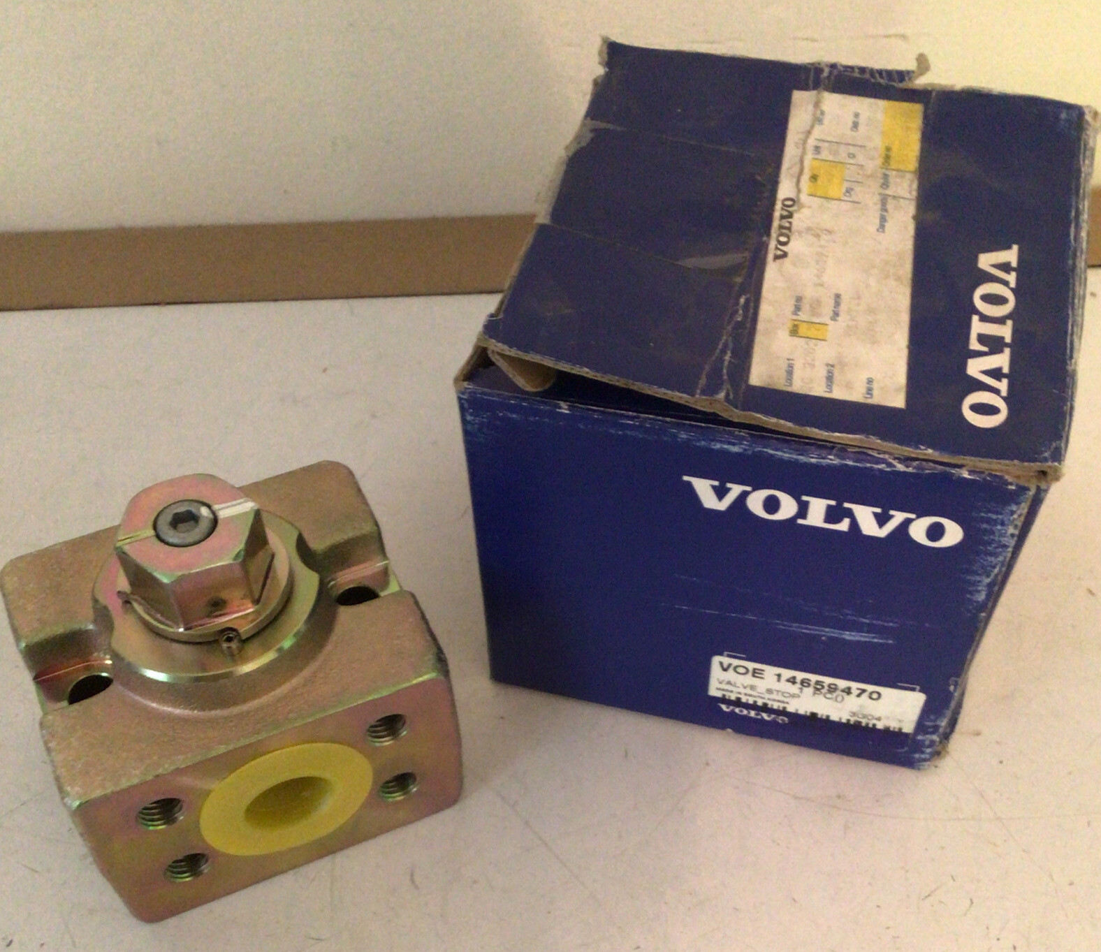 GENUINE VOLVO HEAVY EQUIPMENT VALVE STOP VOE 14659470 NEW 14659470 OEM