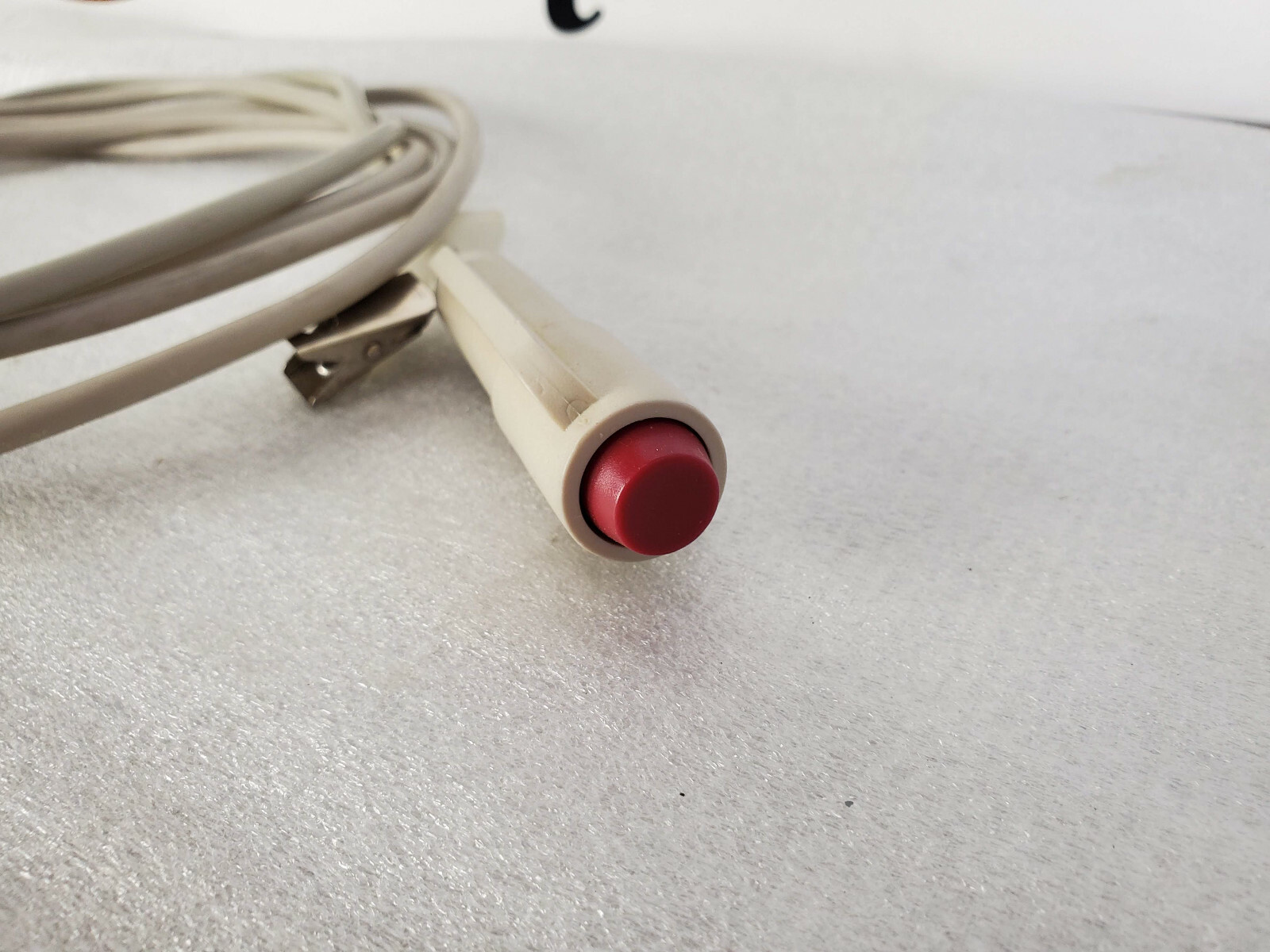 Curbell cc96-983 SIingle Pushbutton Sealed Call Cord 8FT "No Tariffs"