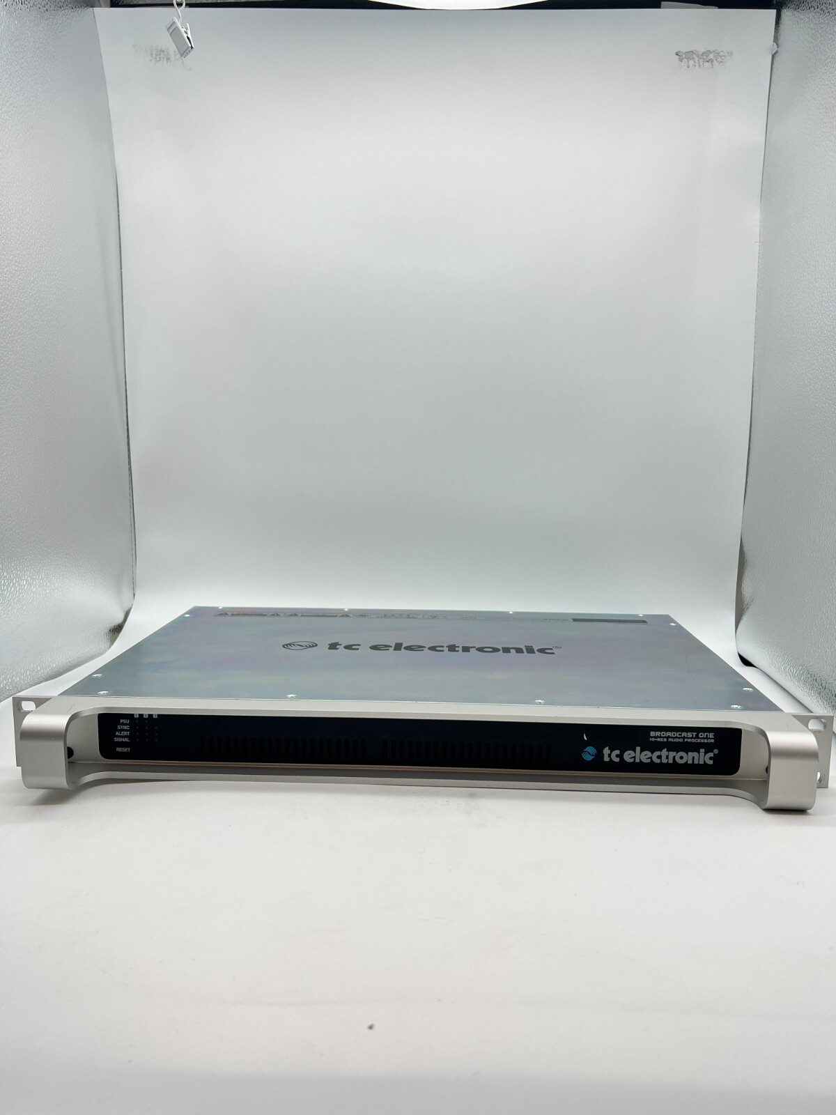 TC Electronic Loudness Pilot 1XSDI Broadcast One Hi-Res Audio Processor Tested