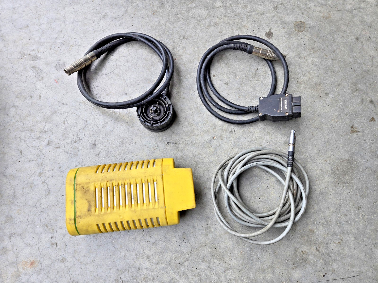 Siemens BMW GT1 yellow head multiplexer diagnostic tool