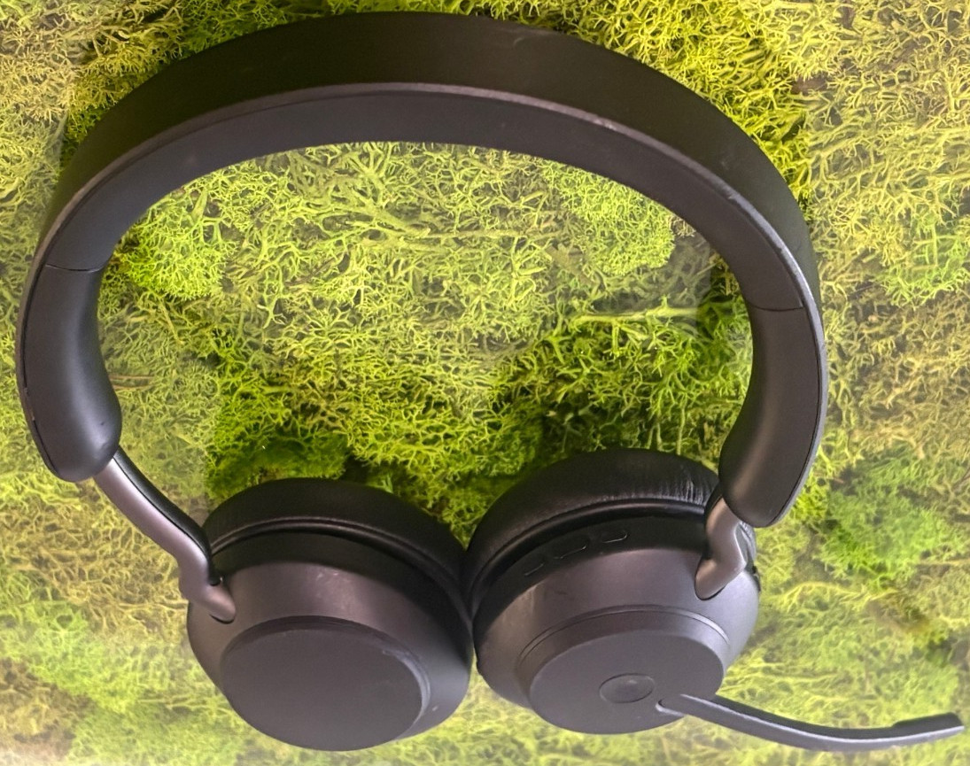 Jabra Evolve2 65 Stereo Wireless Headset (MS Teams, USB-C) - Beige
