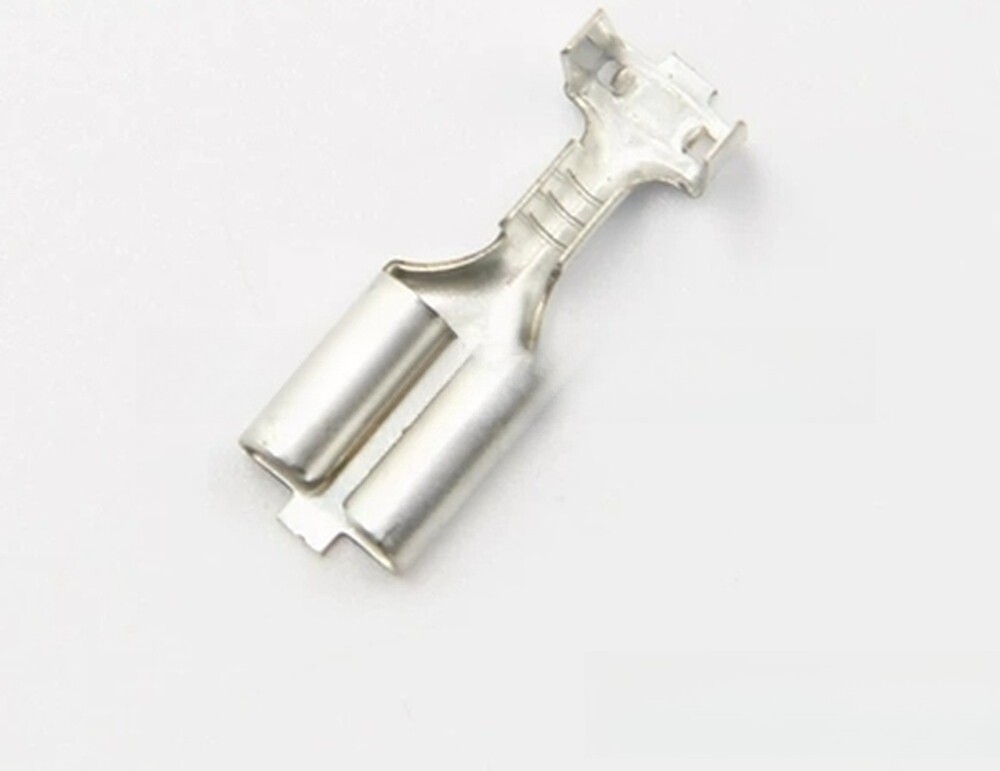 1000 pcs ST730468-3 Terminal connector quantity is large favorably