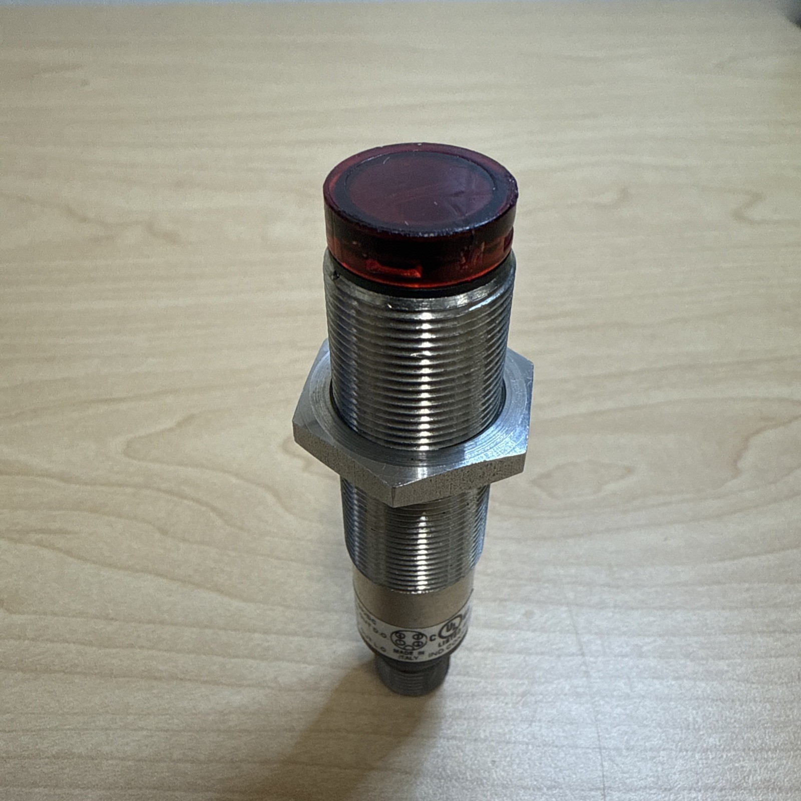 Allen Bradley 42CM-D2MPAE-D4 Metal Prox Sensor 18mm