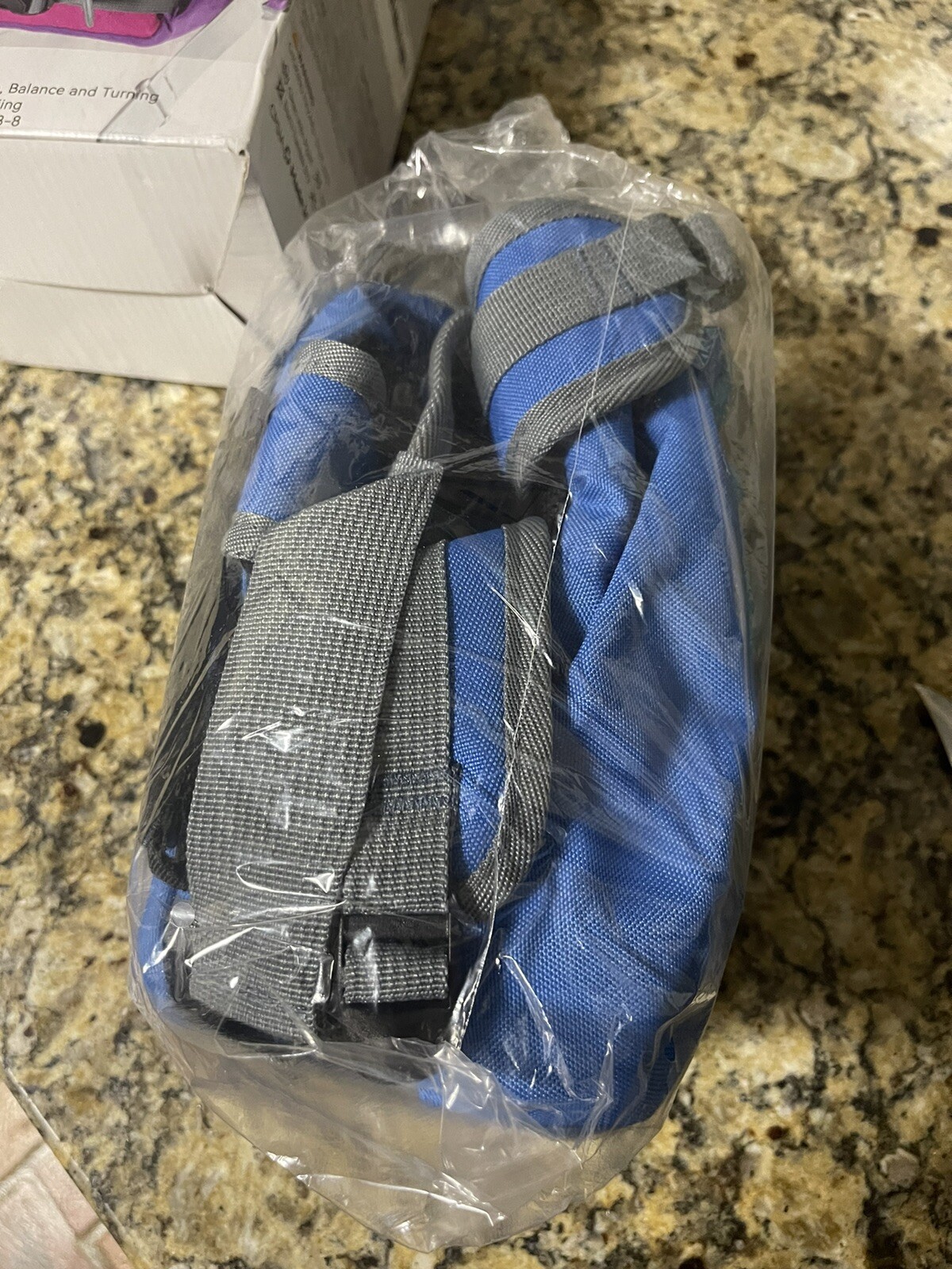 NEW**Ski and Snowboard Harness Trainer Backpack for Kids (BLUE)