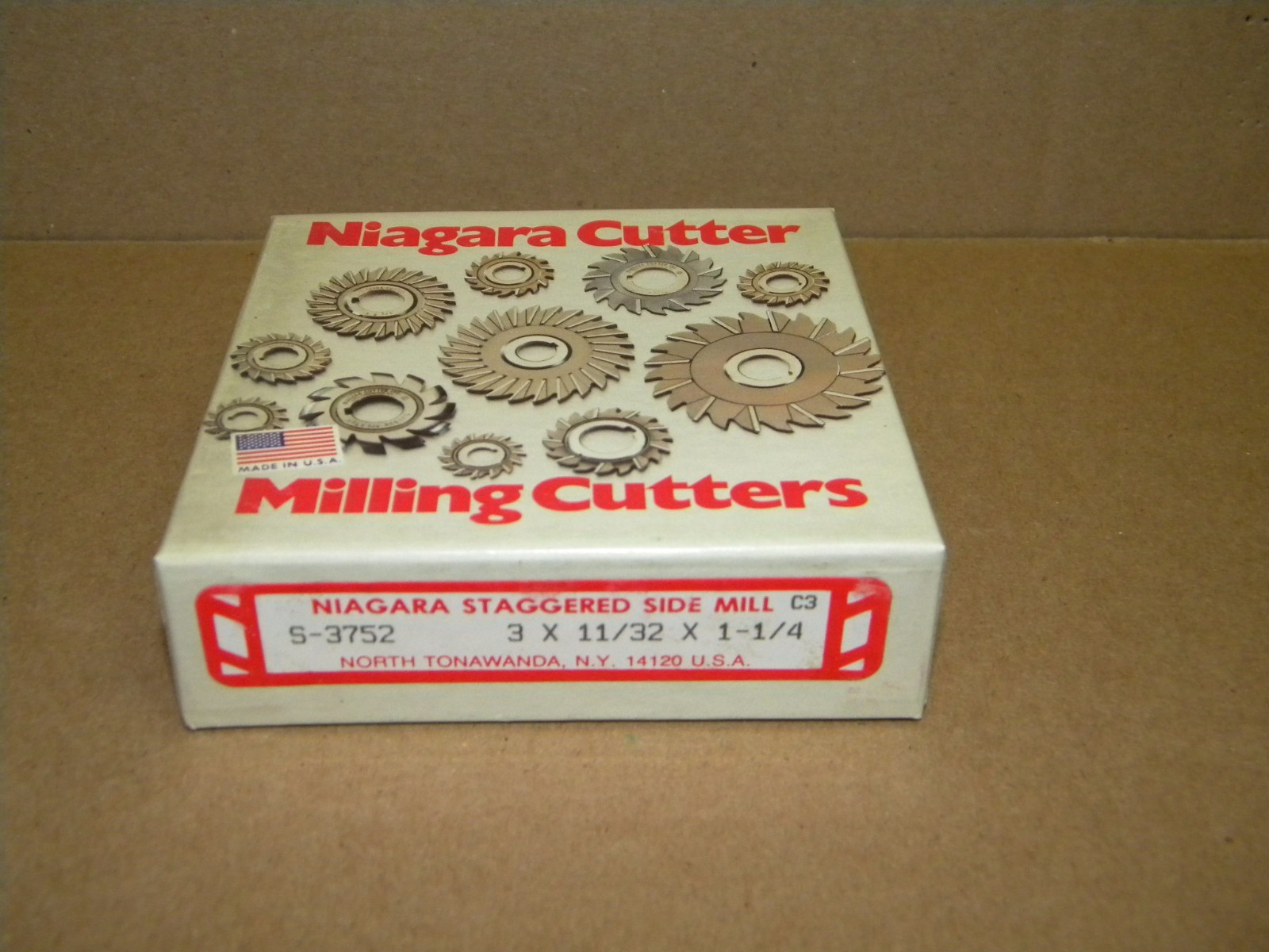 Niagara Staggered Side Mill 3" X 11/32 X 1-1/4"  S3752  (C3) HSS Made in the USA