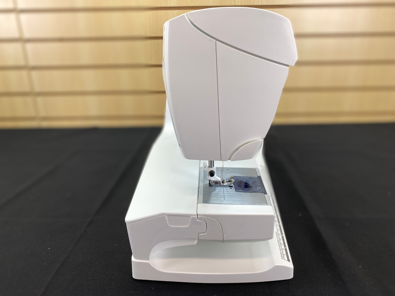 Husqvarna Sapphire 930 Computerized Sewing Machine - Quality Pre-Owned ✅