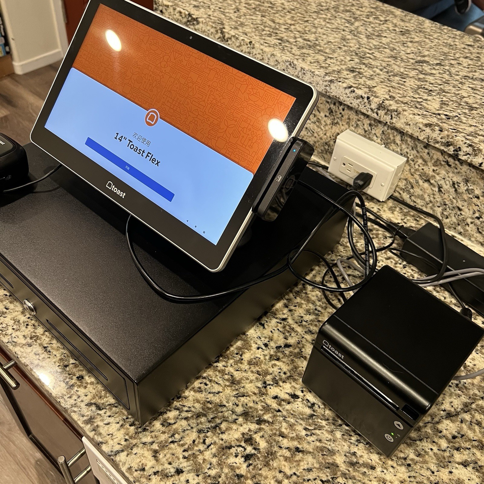 Toast Flex 14" POS Terminal & Receipt Printer Bundle w/ Attached Card Reader