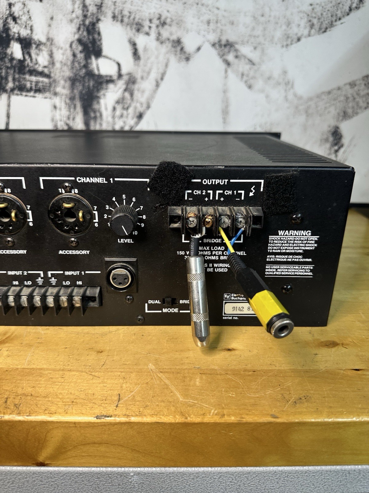 Electro-Voice EV AP2300 Power Amplifier Amp + APX Crossover