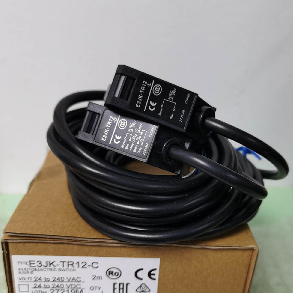 New For Omron E3JK-TR12-C E3JKTR12C Photoelectric Switch Sensor