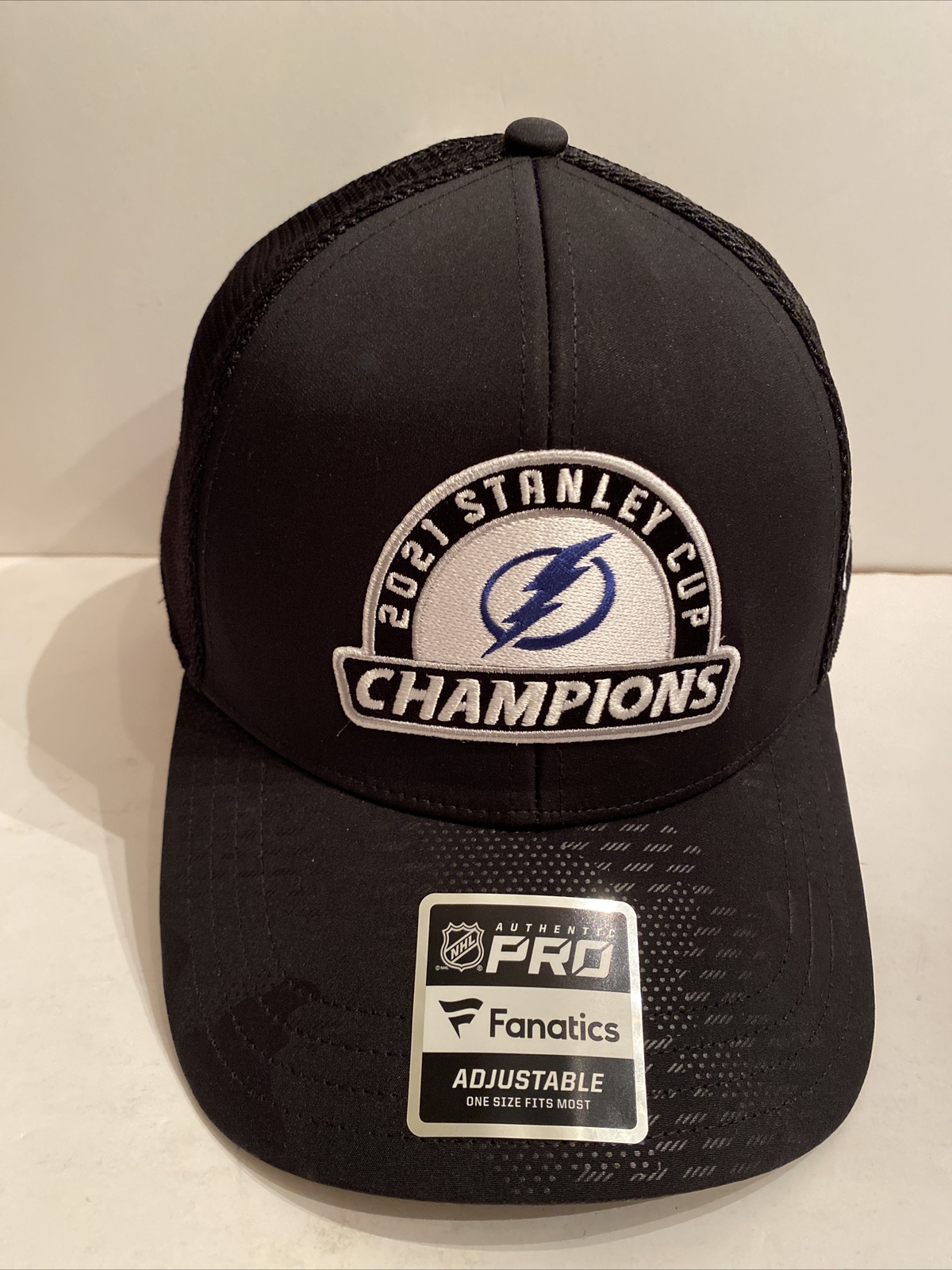 Fanatics 2021 Stanley Cup Champions NHL Locker Room Adjustable Trucker Hat NEW