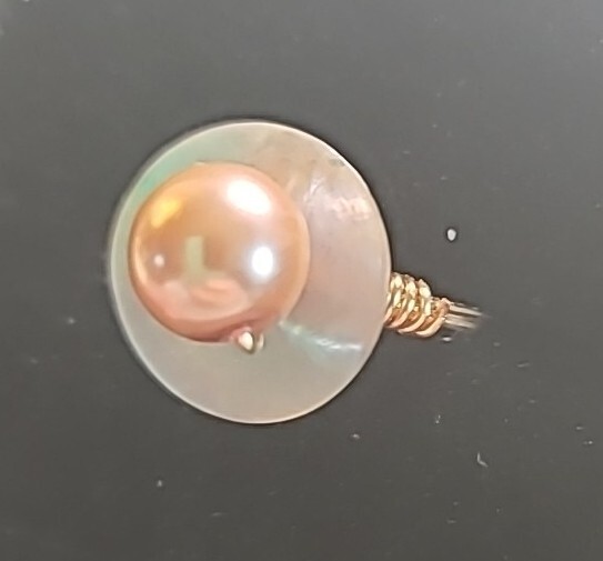NEW Handmade Wire Wrapped Ring Goldtone Pink Colored Beaded  Size 8