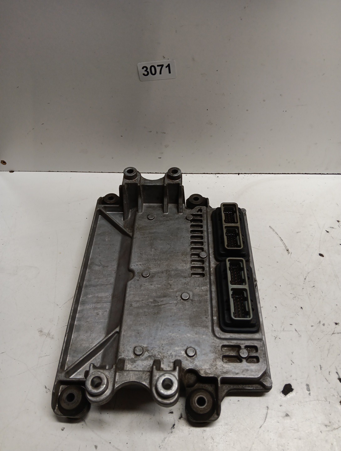 International DT466 Computer 1839368C2 Item #3071