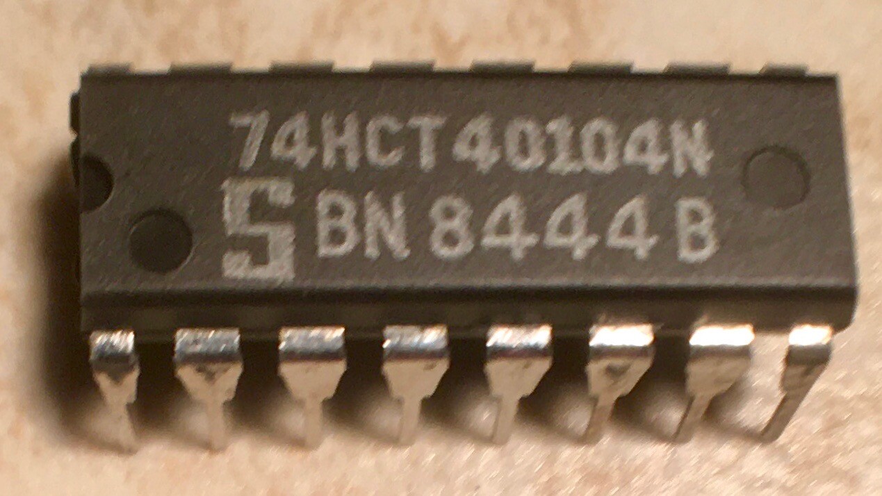 Signetics 74HCT40104N 4 Bit Bi-Directional Universal Shift Register - NOS