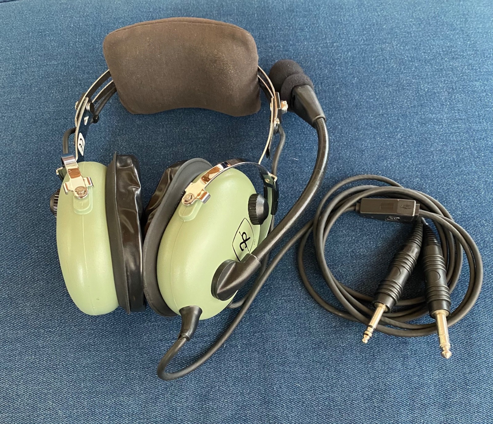 David Clark H10-13S Stereo Aviation Dual-Plug Headset
