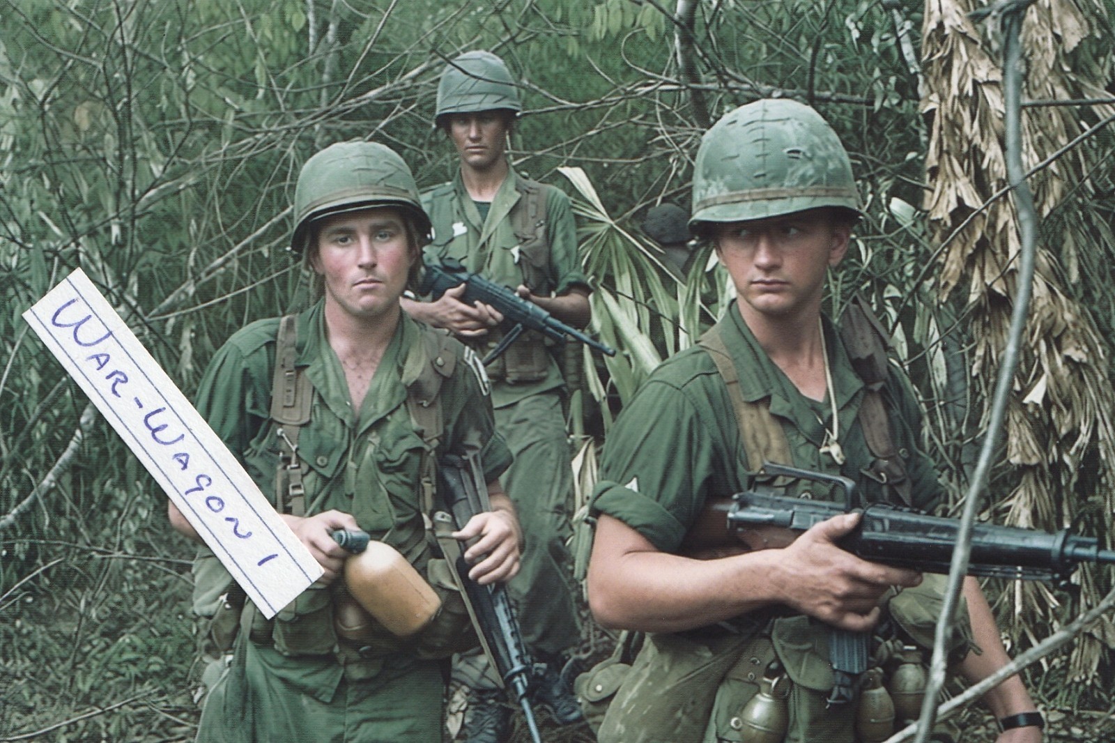 Vietnam  War  Photos --  Soldier On The Move