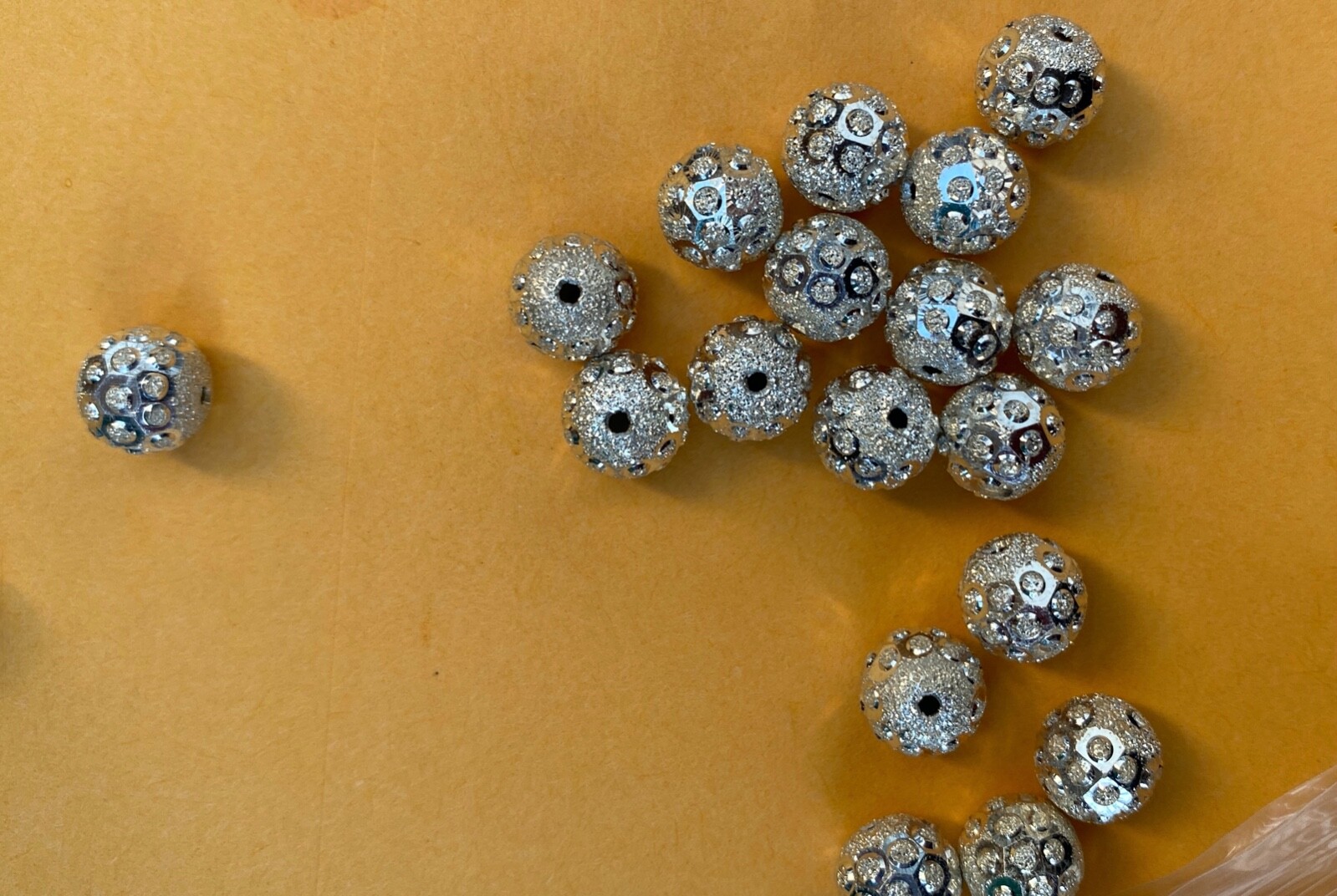 One dozen sterling silver round diamond cut ball space beads, 8mm