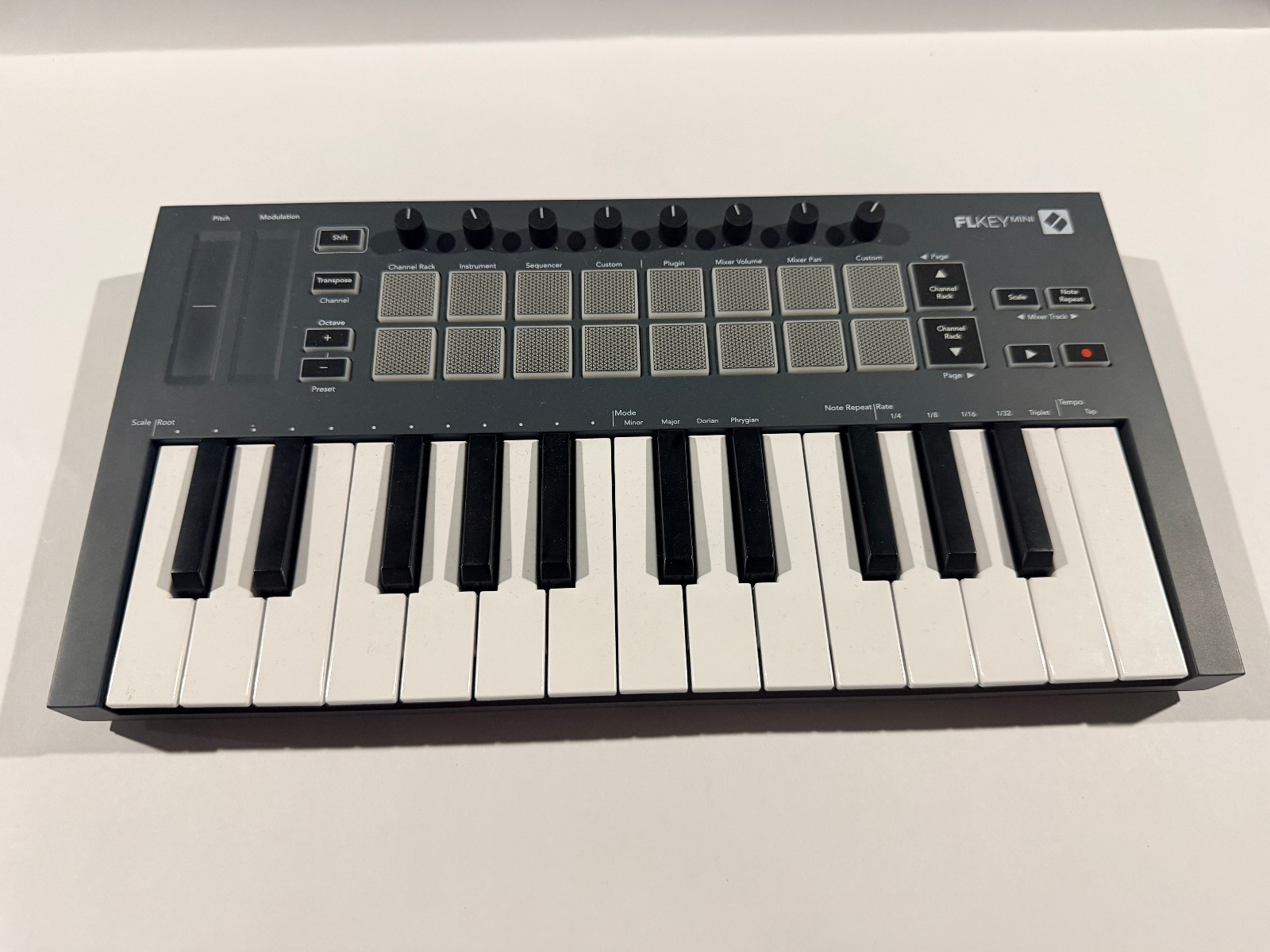 Novation FLkey Mini Compact MIDI Keyboard for FL Studio w/USB Cable