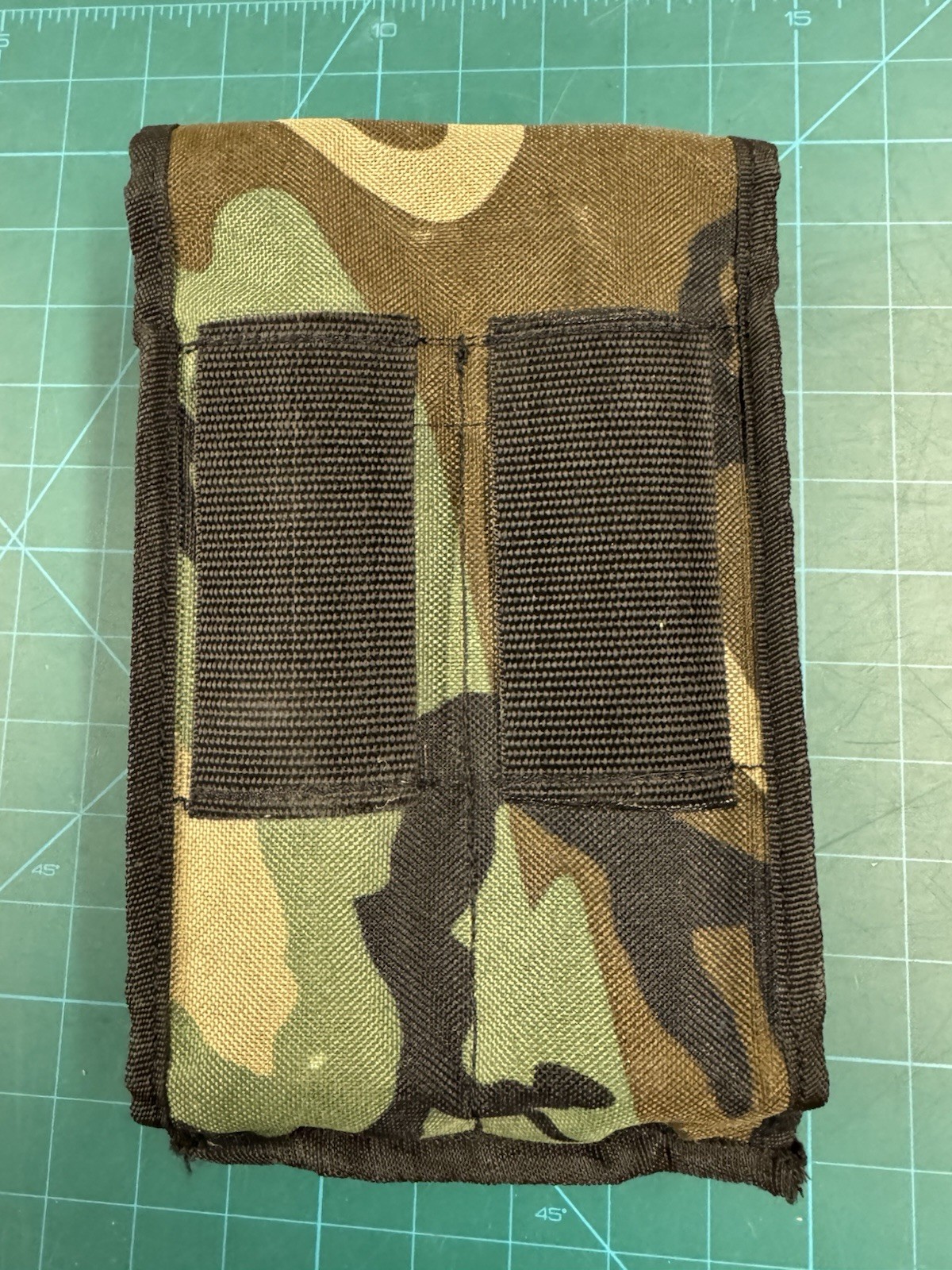 32 Degrees 2-pod paintball pack. Complete kit with 100rd tubes. Old School.