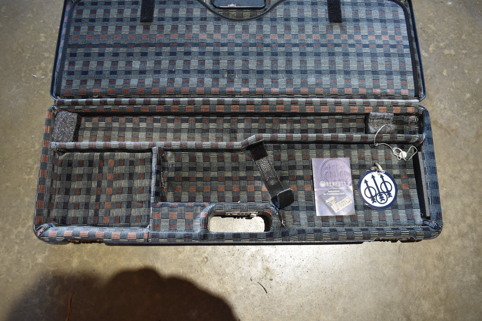BERETTA 687 EELL Factory Pair over & under Hard case 2 gun hard case