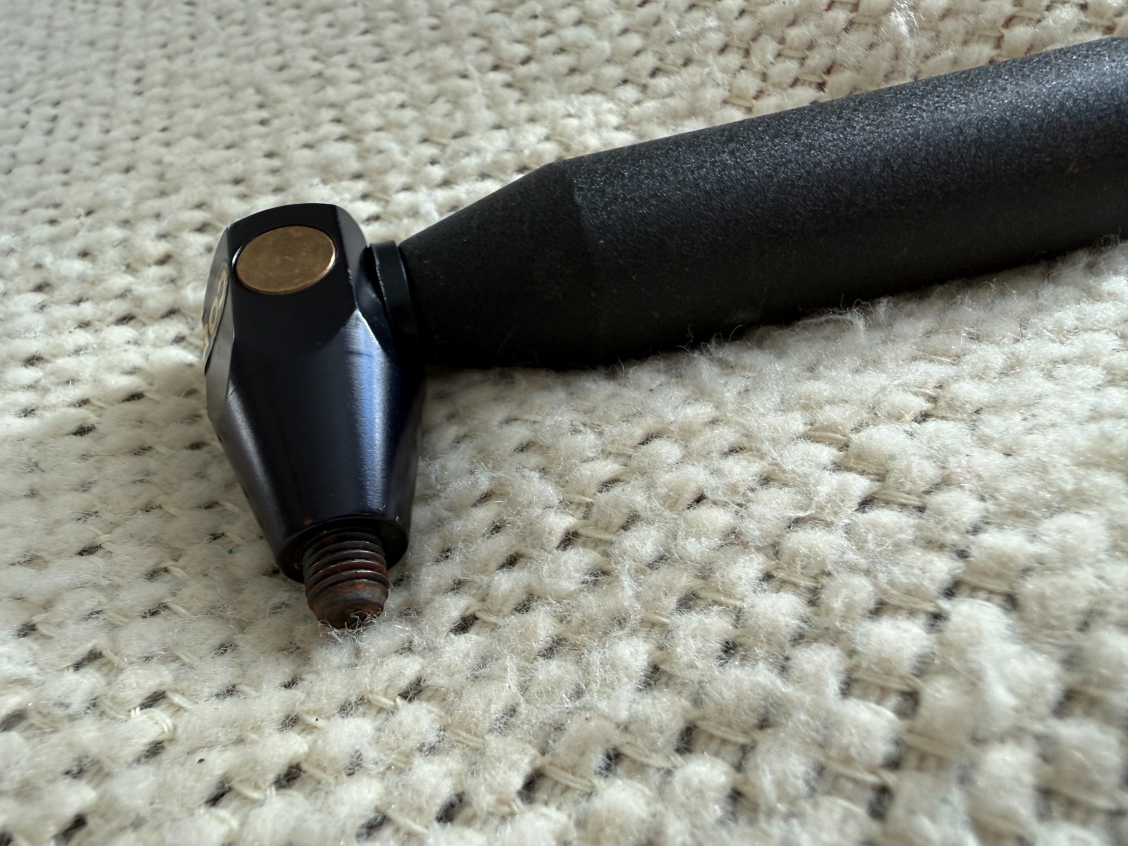 Cobra Archery Compound Bow Stabilizer Bar with Knuckle