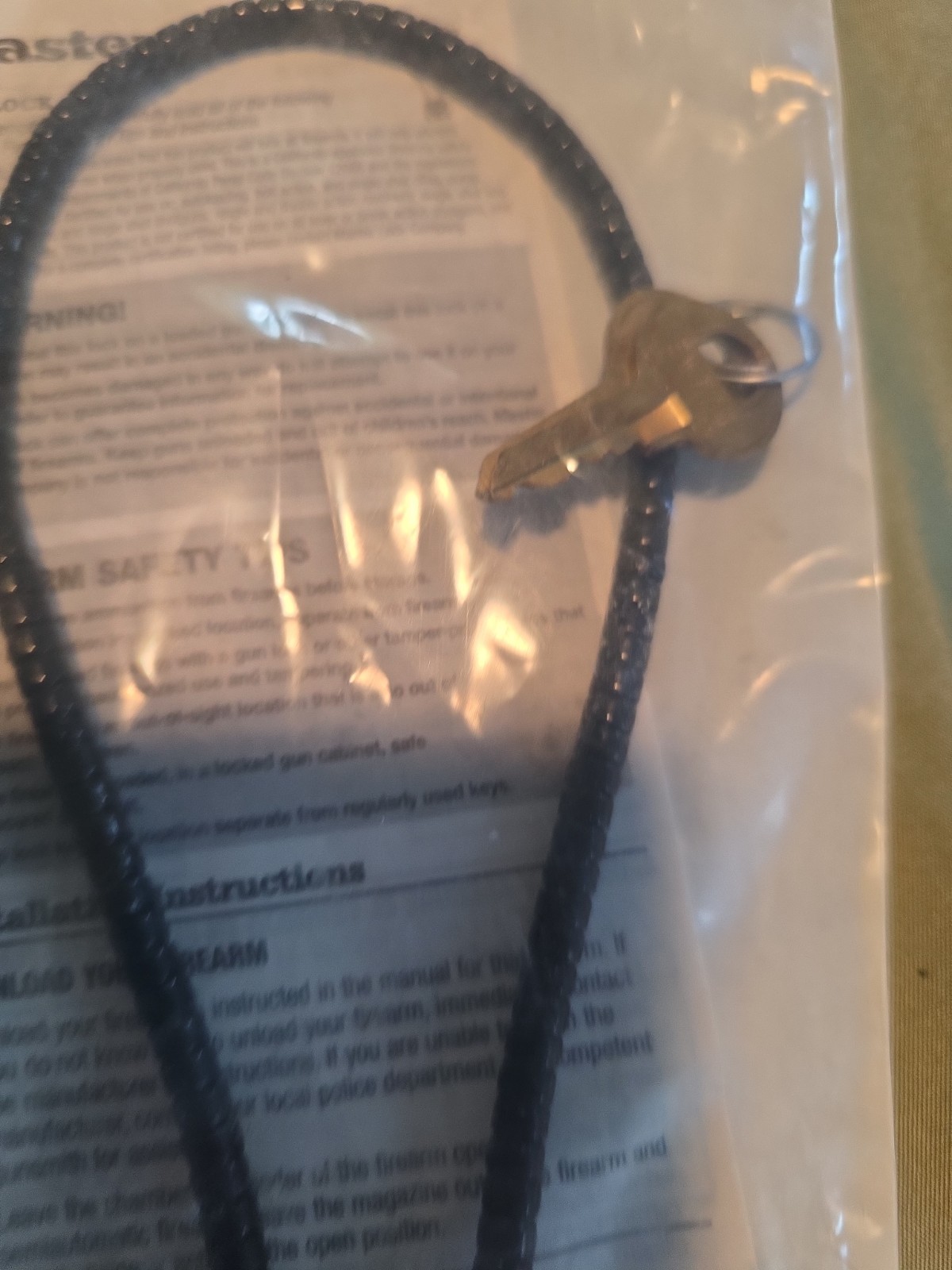 Brand New Master Lock 107 Cable Gun Lock With 2 Keys for Security