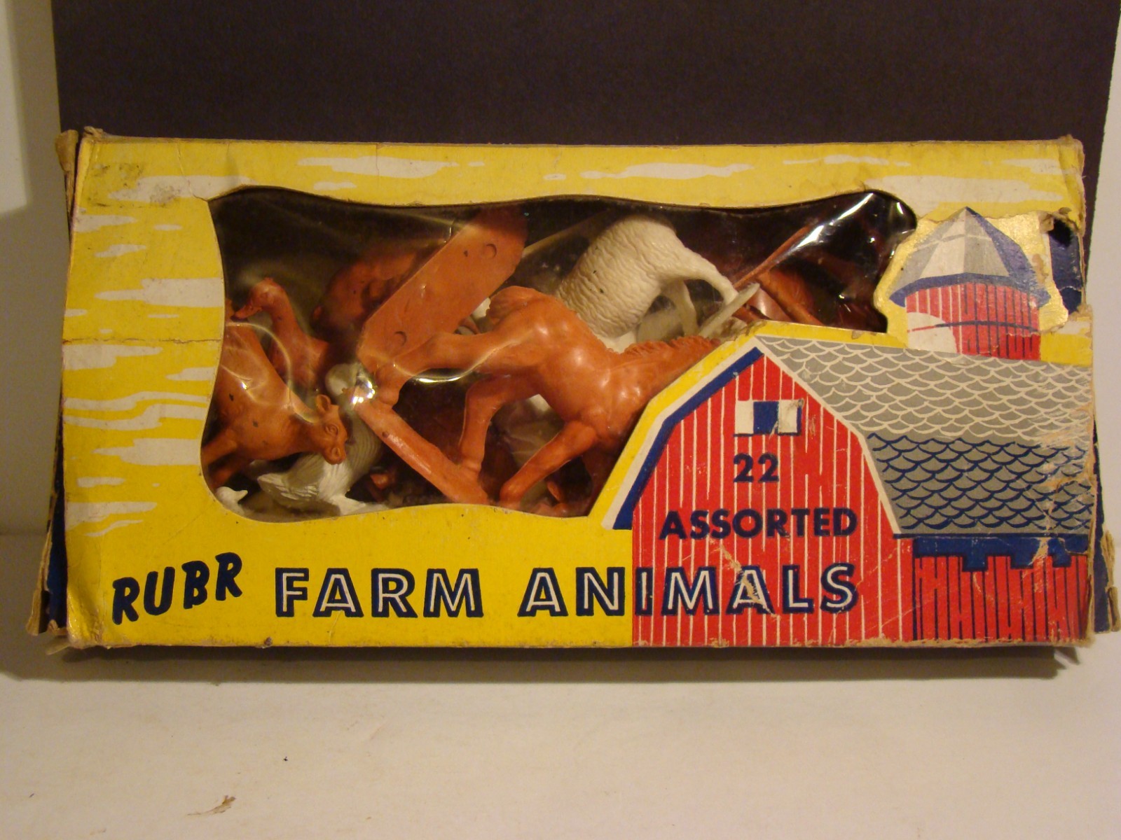 Rubr Farm Animals Set of 21 With Original Box Auburn Rubber Company