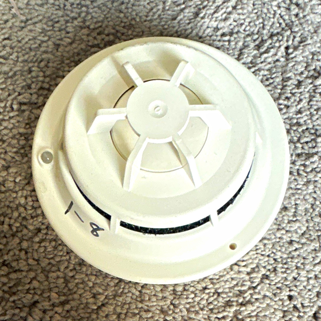 Siemens HFP-11 Smoke Detector Sensor Head MPN HFP-11, Smoke Detectors