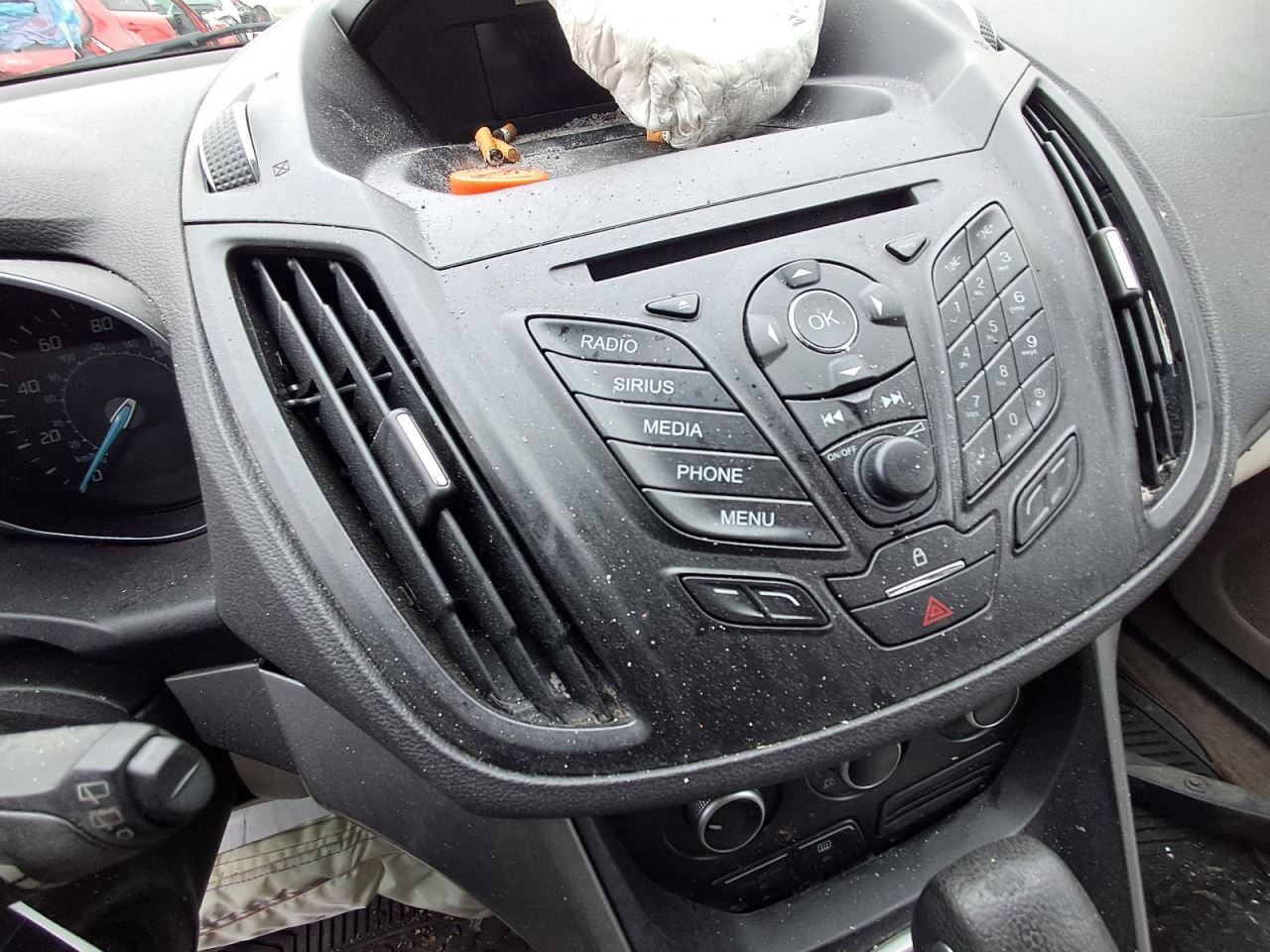 Audio Equipment Radio Receiver AM-FM-CD-MP3 Fits 13-15 ESCAPE 2711811