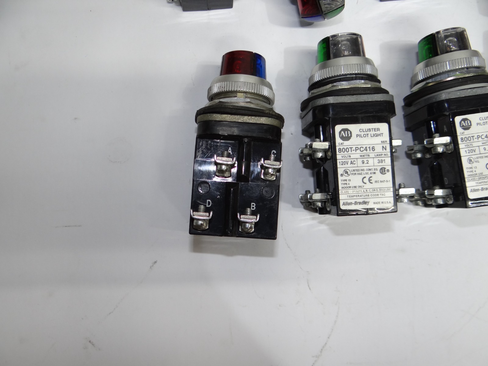 ALLEN BRADLEY 800T-PC416 CLUSTER PILOT LIGHT (USED) - Excellent Condition