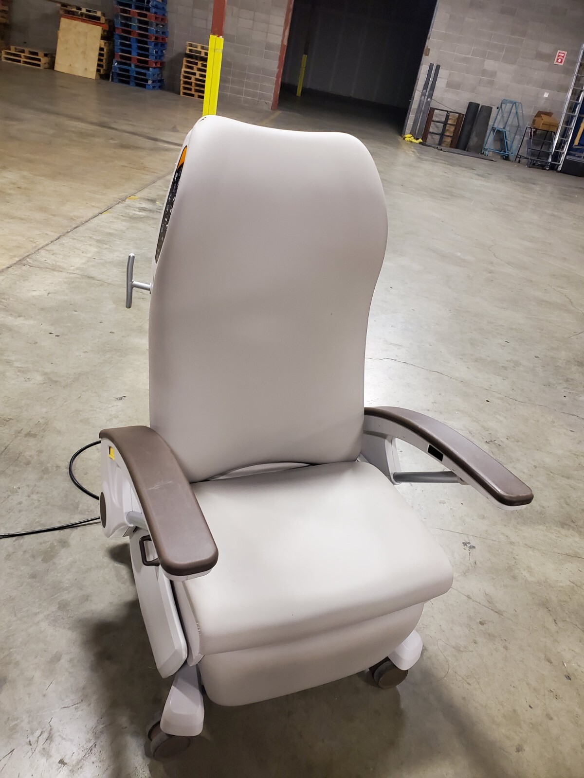Stryker TruRize 3333 Clinical Chair