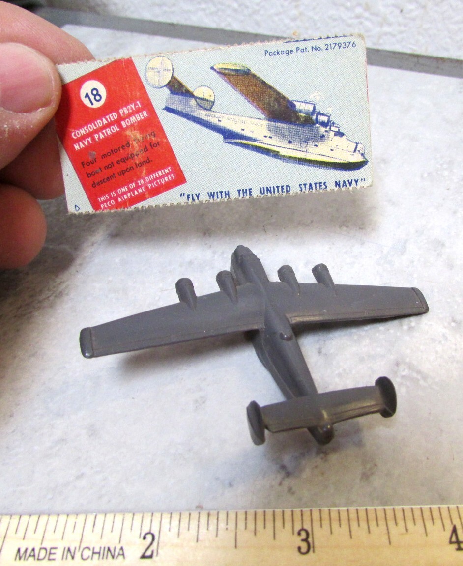 vintage WWII plane recognition plastic plane, & Peco Card #18, PB2Y-1