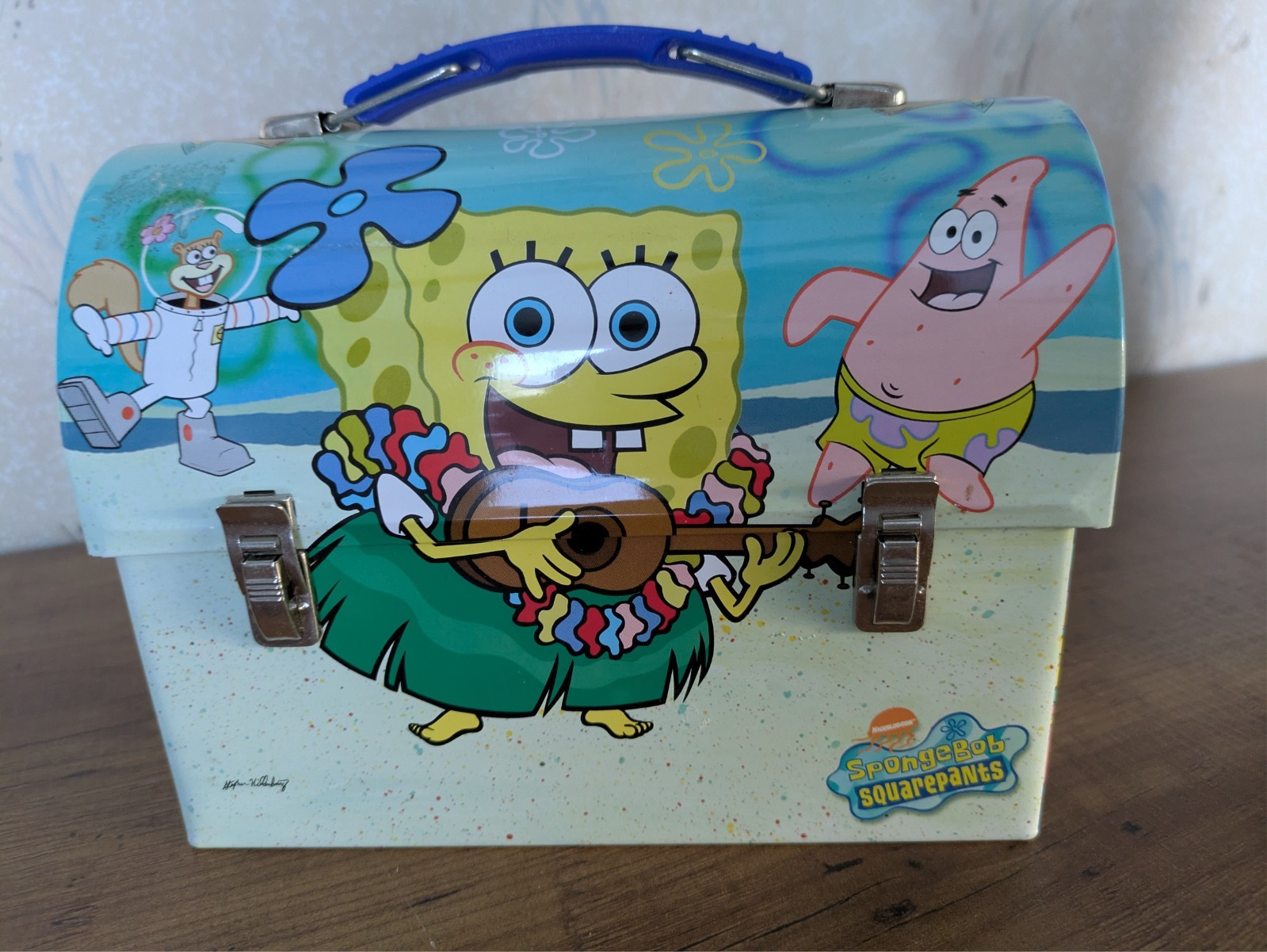 SPONGEBOB & Friends Small Tin Domed Lunch Box 2002