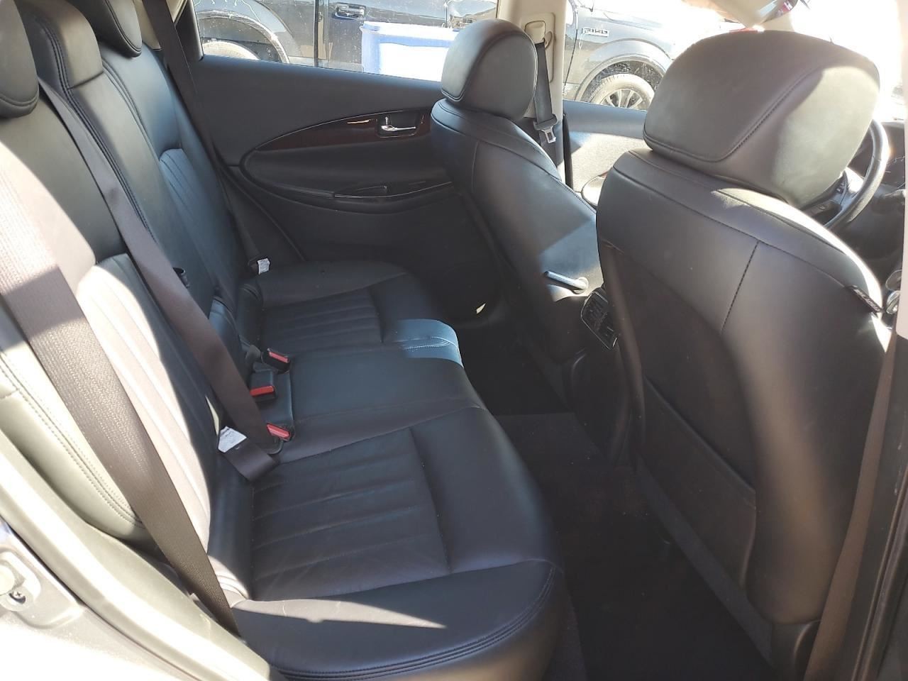 QX50 2017 Glove Box 4916089