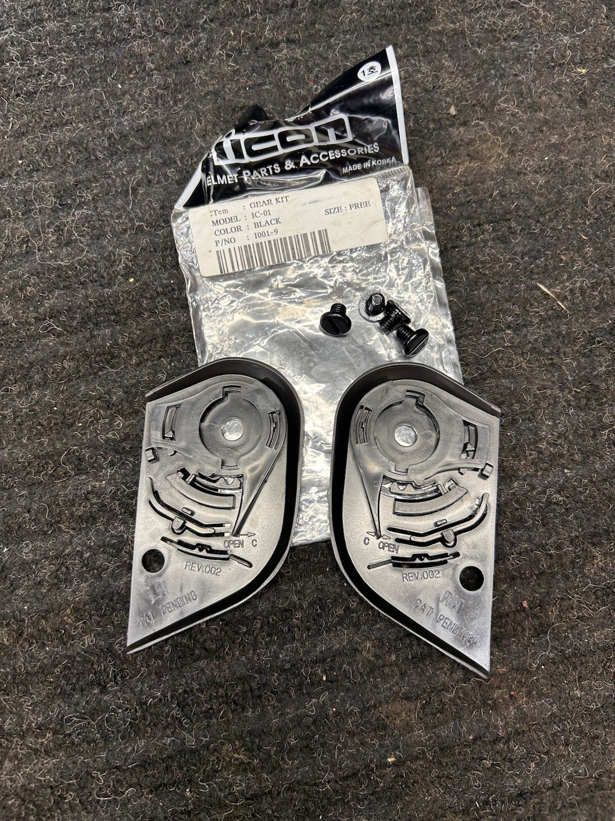 IICON Helmet Black Pivot Kit Model IC-01 I001-9