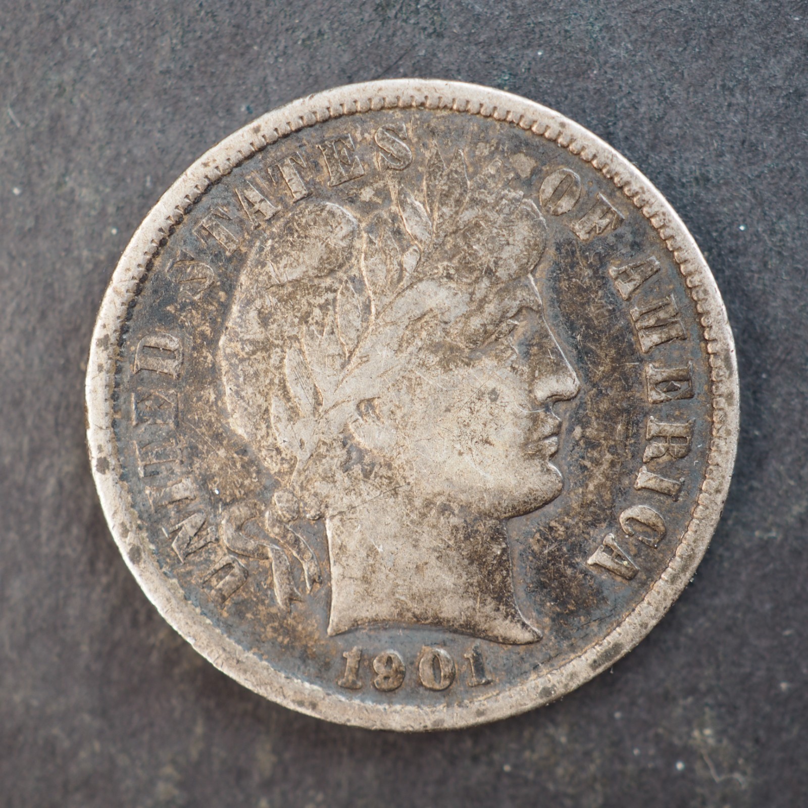 1901 *P* BARBER SILVER DIME ***NICE COIN!*** - FREE SHIPPING! C4399